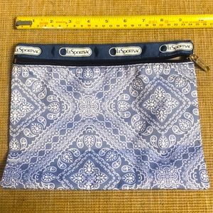 LeSportSac travel pouch